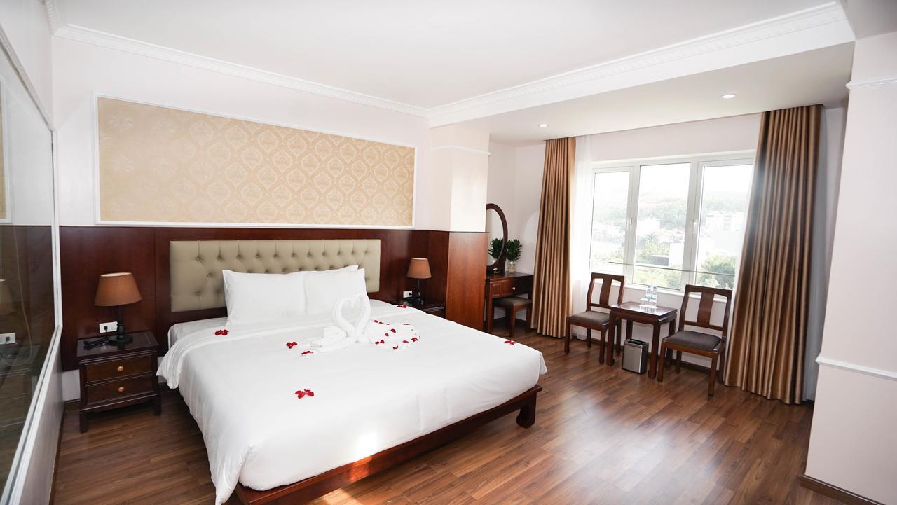 Seastar Hotel Ha Long Bagian luar foto